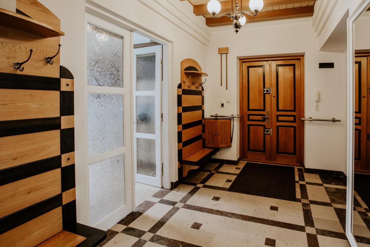 Green Wood Apartament Stara Ochota Warsaw Exterior photo